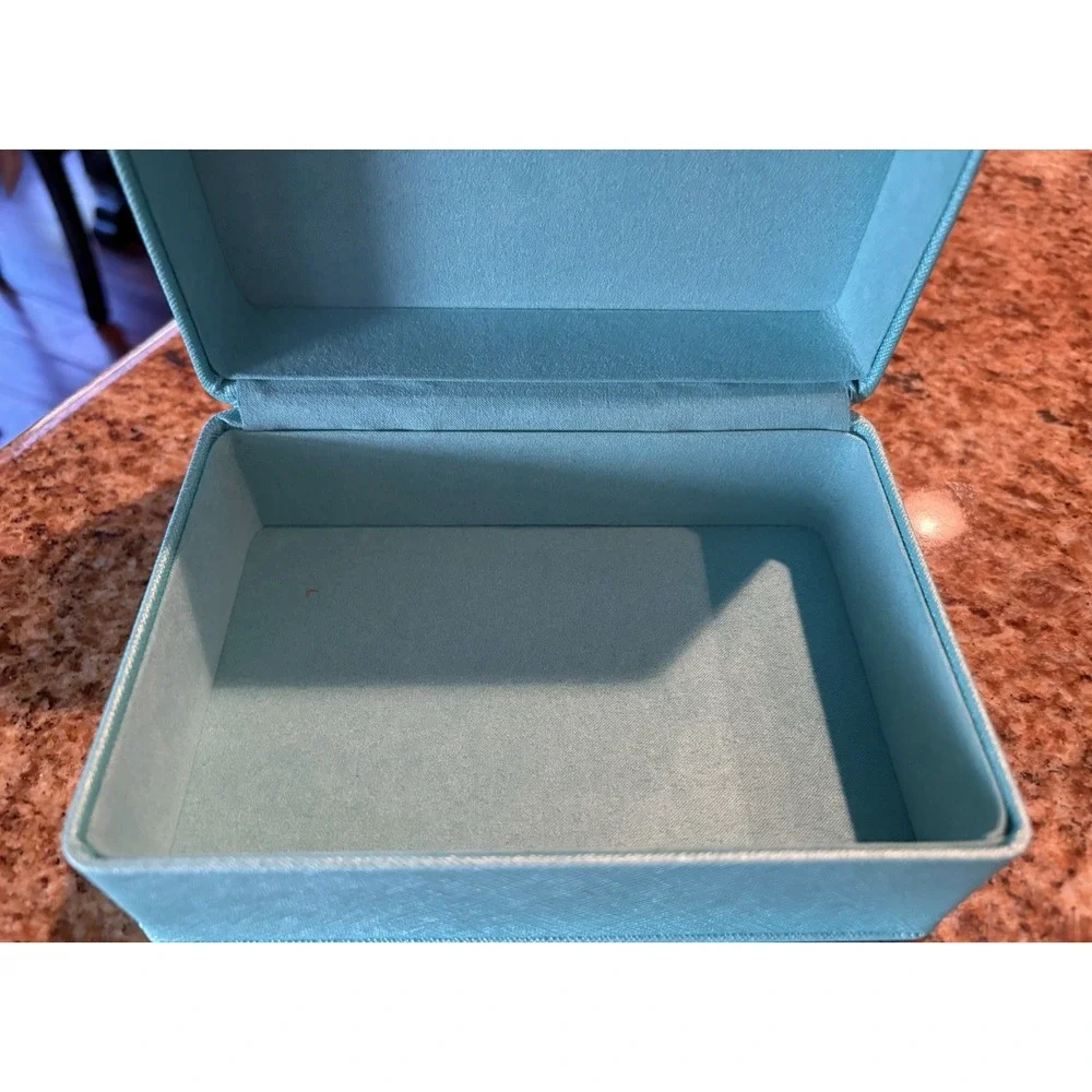 LA MER Aqua Blue Velvet Hinged Travel Jewelry Makeup Storage Box New 6
